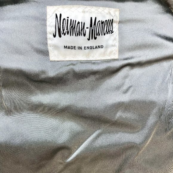 Neiman Marcus White Fur Coat - Picture 7 of 9